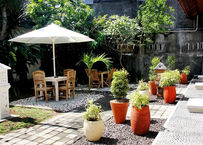 Warung Coco 3*